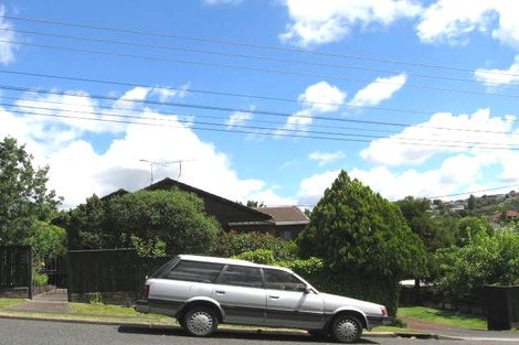 Photo of property in 12 Seaview Road, Milford, Auckland, 0620