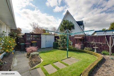 Photo of property in 2/202 Waimairi Road, Ilam, Christchurch, 8041