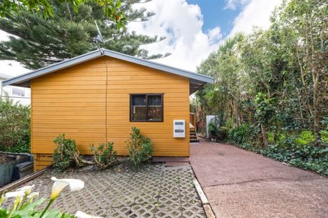Photo of property in 2/179 Blockhouse Bay Road, Avondale, Auckland, 0600