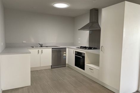 Photo of property in 32 Liberation Road, Papakura, 2110