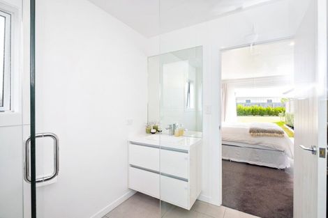 Photo of property in 3 Circuitt Lane, Te Awanga, 4102