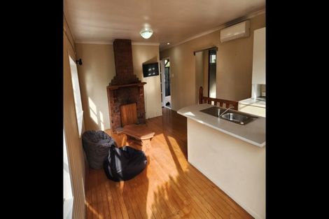 Photo of property in 9 Rangitoto Terrace, Milford, Auckland, 0620