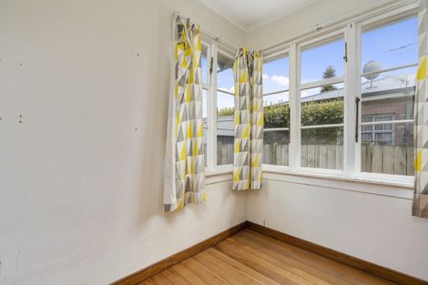 Photo of property in 32 Doone Street, Lynmouth, New Plymouth, 4310