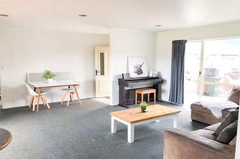 Photo of property in 65 Lytton Road, Riverdale, Gisborne, 4010