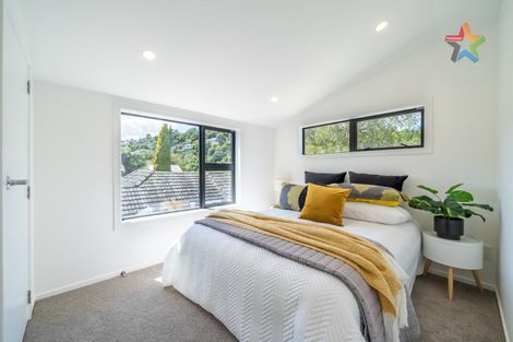 Photo of property in 1a Stokes Valley Road, Stokes Valley, Lower Hutt, 5019