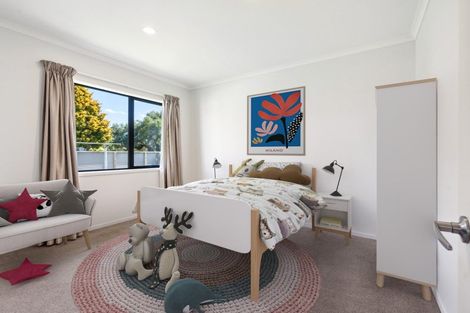 Photo of property in 12 Howard Street, Carterton, 5713