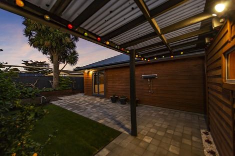 Photo of property in 27 Reserve Road, Waikuku Beach, 7473