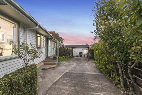 Photo of property in 102 Gills Road, Bucklands Beach, Auckland, 2014