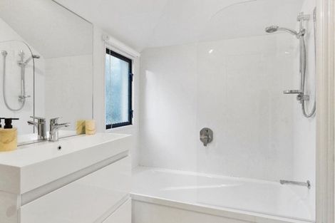 Photo of property in 4/388 Montreal Street, Christchurch Central, Christchurch, 8013