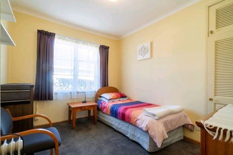 Photo of property in 6 Hinau Street, Tawa, Wellington, 5028
