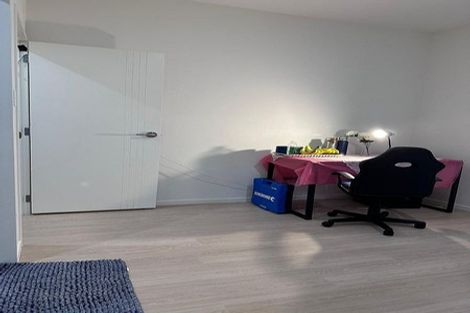 Photo of property in 10 Black Beech Crescent, Takanini, 2110