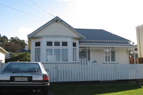Photo of property in 9 Albert Street, Saint Clair, Dunedin, 9012