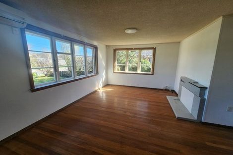 Photo of property in 28 Auburn Avenue, Upper Riccarton, Christchurch, 8041