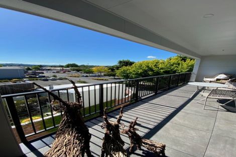 Photo of property in 202/86 Alpha Street, Cambridge, 3434