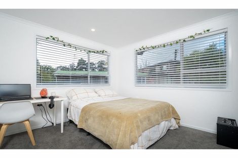 Photo of property in 2/144a Mcleod Road, Te Atatu South, Auckland, 0610