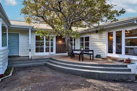 Photo of property in 65 Queens Grove, Hutt Central, Lower Hutt, 5010