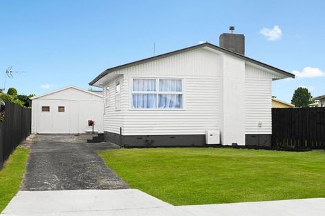 Photo of property in 10 Pamela Place, Deanwell, Hamilton, 3206