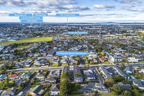 Photo of property in 14f Geordie Street, Henderson, Auckland, 0612
