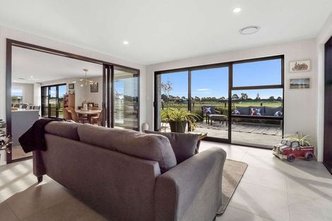 Photo of property in 12 Meadowlands Green, Allenton, Ashburton, 7700