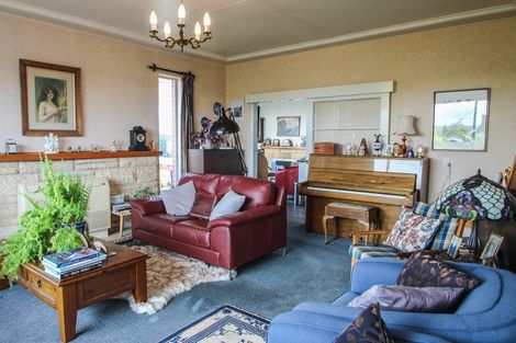 Photo of property in 37 Wharfe Street, South Hill, Oamaru, 9400