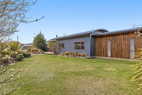 Photo of property in 14 Ragan Lane, Wanaka, 9305