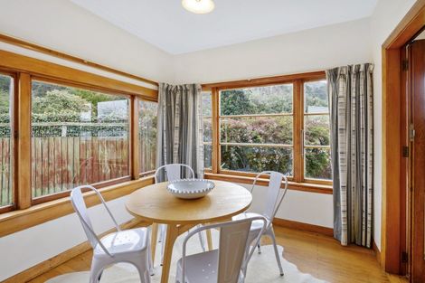 Photo of property in 12 Truro Street, Sumner, Christchurch, 8081