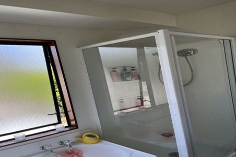 Photo of property in 7 Loughanure Place, Massey, Auckland, 0614