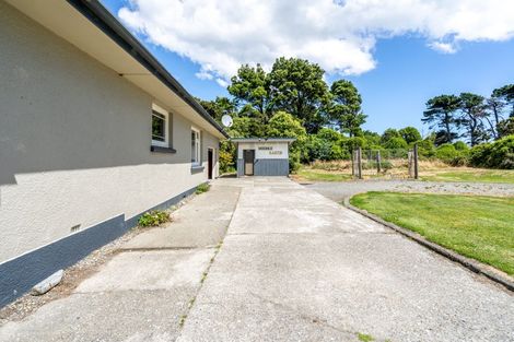 Photo of property in 49 Ferry Road, West Plains, Invercargill, 9879