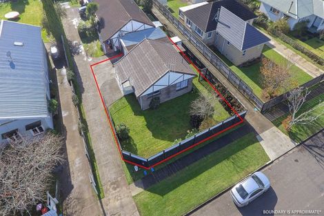 Photo of property in 1/8 Gibson Road, Tuakau, 2121