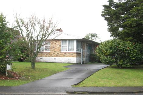 Photo of property in 14 Hillcrest Grove, Hillpark, Auckland, 2102