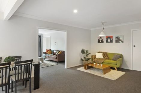 Photo of property in 33 Fenhall Street, Russley, Christchurch, 8042