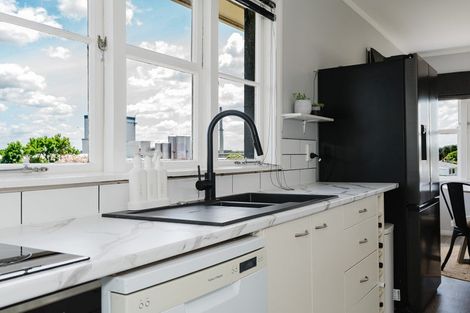 Photo of property in 122 Goodfellow Street, Te Awamutu, 3800