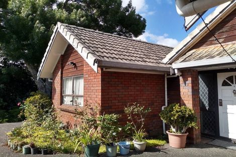 Photo of property in 10 Citation Way, Botany Downs, Auckland, 2010