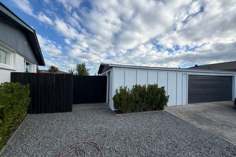 Photo of property in 37 Kathleen Crescent, Hornby, Christchurch, 8042