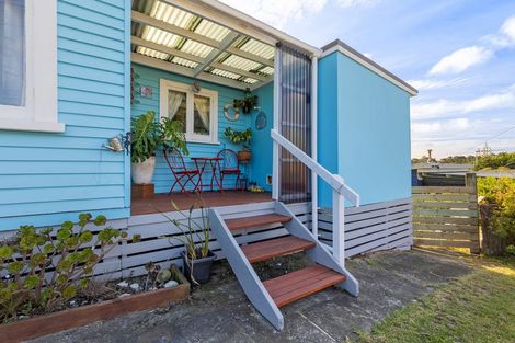 Photo of property in 22 Kauwhata Street, Himatangi Beach, Foxton, 4891