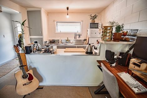 Photo of property in 7/32 Blockhouse Bay Road, Avondale, Auckland, 1026