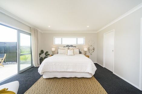 Photo of property in 15 Highland View Drive, Tokomaru, Palmerston North, 4474