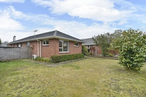 Photo of property in 57 Liverton Crescent, Bishopdale, Christchurch, 8053