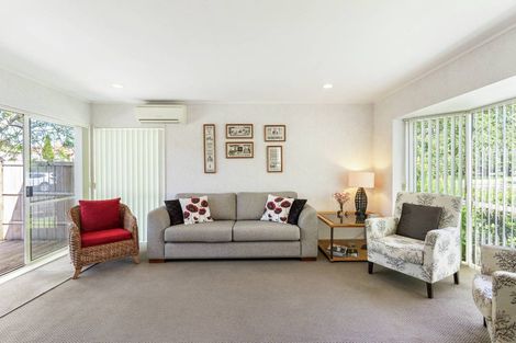 Photo of property in 1/23 Tarnica Road, Northpark, Auckland, 2013