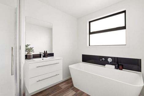 Photo of property in 1/102 Swayne Road, Cambridge, 3434
