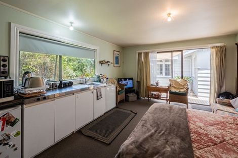 Photo of property in 35 Florance Avenue, Russell, 0272