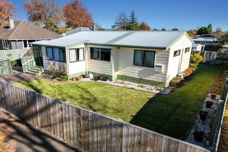 Photo of property in 3 Kenney Crescent, Fairfield, Hamilton, 3214
