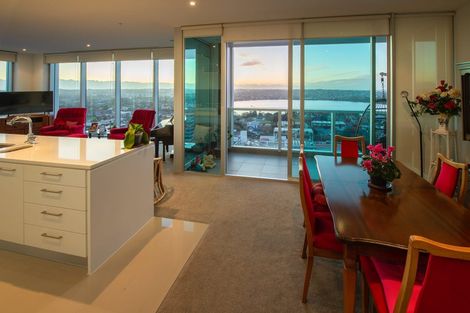 Photo of property in Sentinel Apartments, 2004/3 Northcroft Street, Takapuna, Auckland, 0622