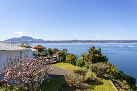 Photo of property in 51 Wakeman Road, Acacia Bay, Taupo, 3330