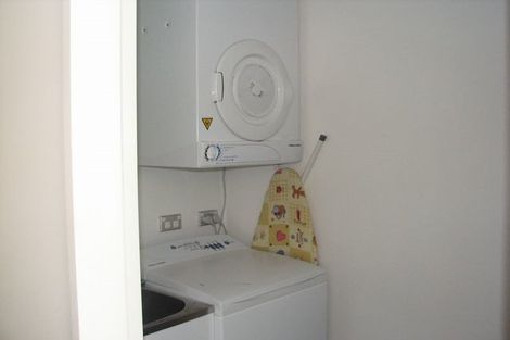 Photo of property in Montreaux Apartments, 4k/164 The Terrace, Wellington Central, Wellington, 6011