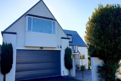 Photo of property in 77 Regency Crescent, Redwood, Christchurch, 8051
