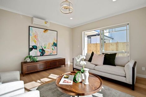 Photo of property in 4 Fender Place, Long Bay, Auckland, 0630