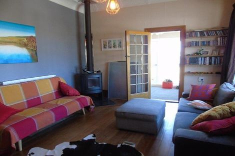 Photo of property in 17 Crawford Road, Kilbirnie, Wellington, 6022