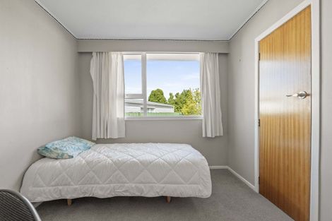 Photo of property in 21 Castle Street, Eltham, 4322