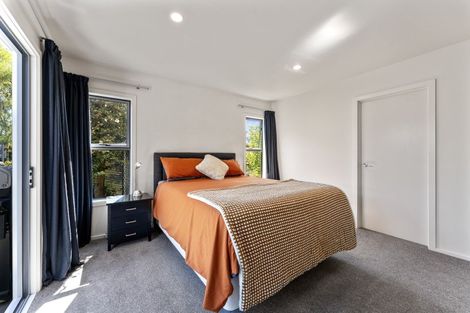 Photo of property in 73 Montgomery Crescent, Kinloch, Taupo, 3377